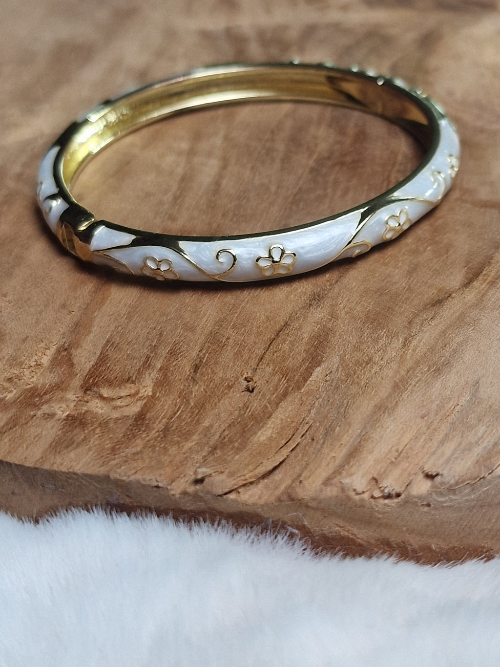 Bracelet Jonc laiton verni, Émail Fleuri (blanc, doré)