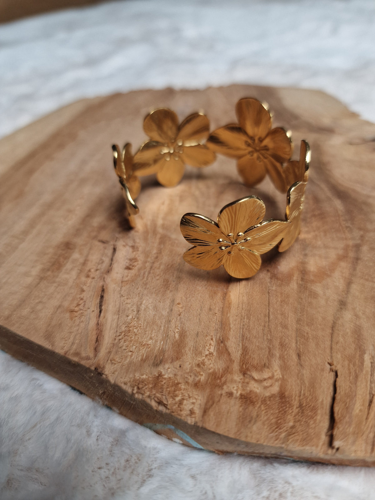 Bracelet manchette fleurs acier inox