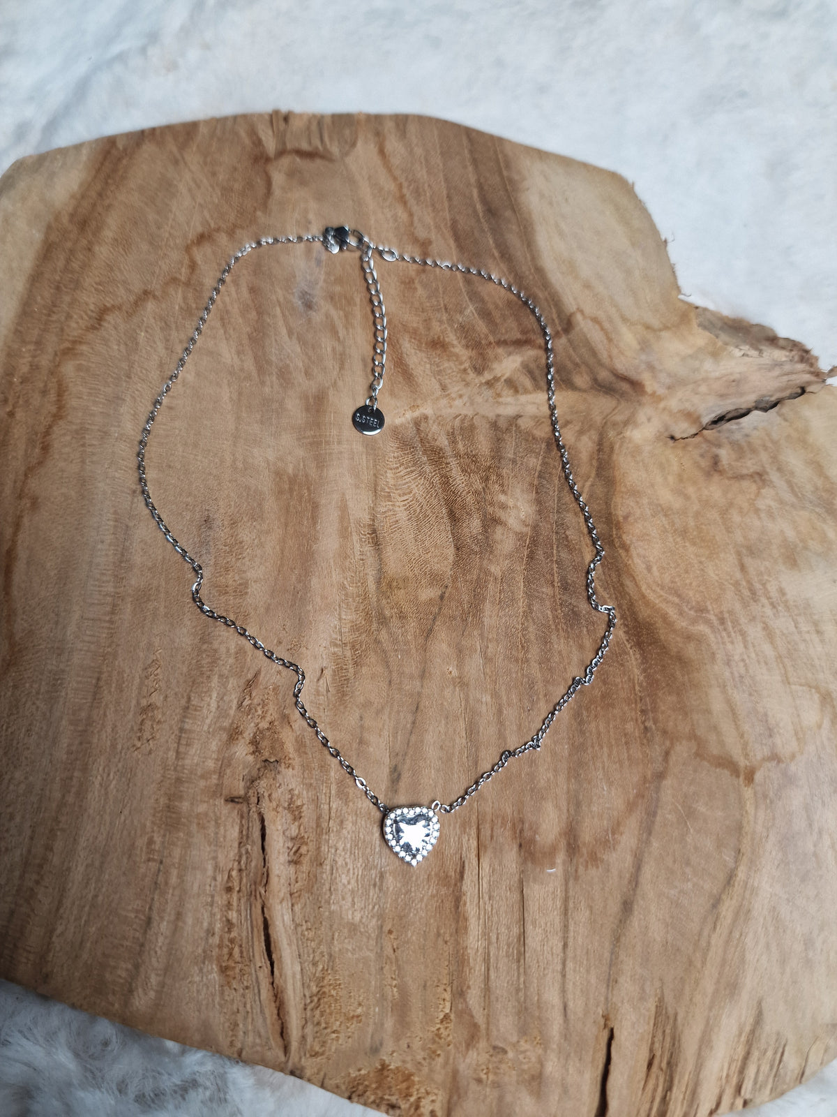 Collier joli coeur acier inox