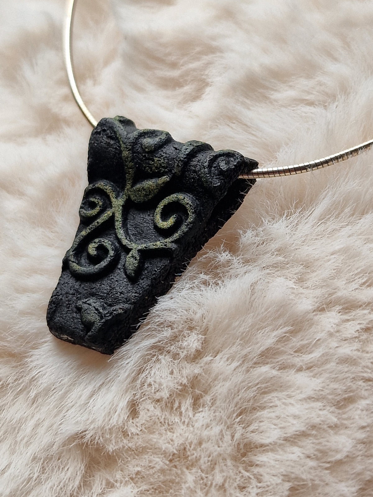 collier Hiba (collection Secrets d'Ambre Noir)