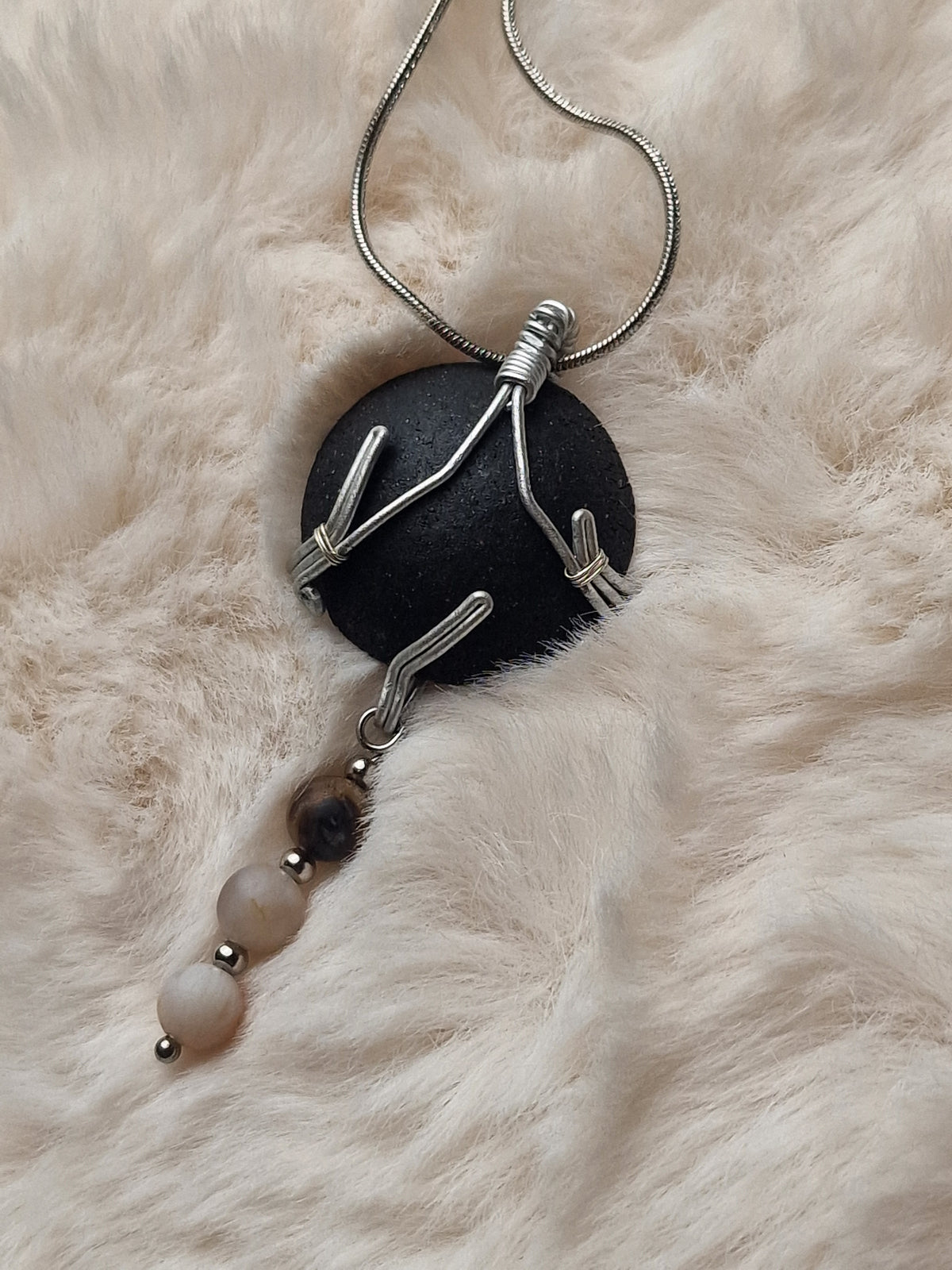 collier Qamar (collection Secrets d'Ambre Noir)