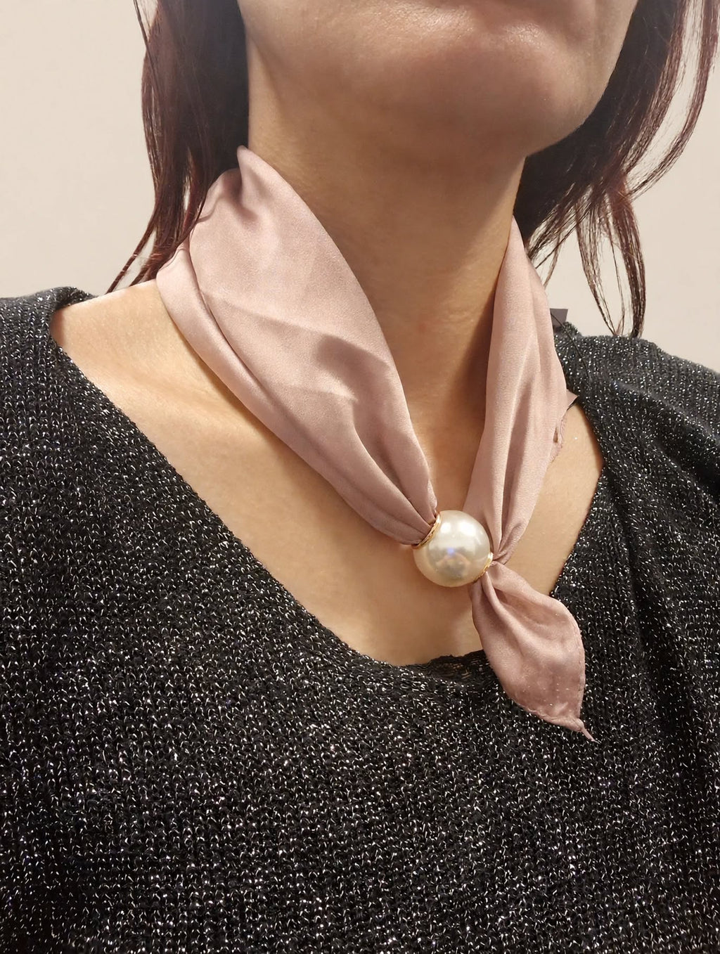 foulard court à fermeture magnétique