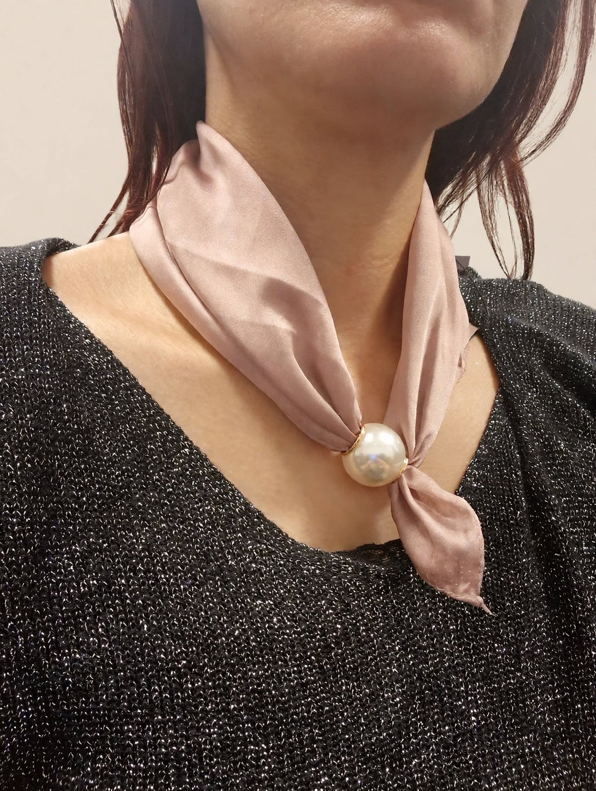 foulard court à fermeture magnétique