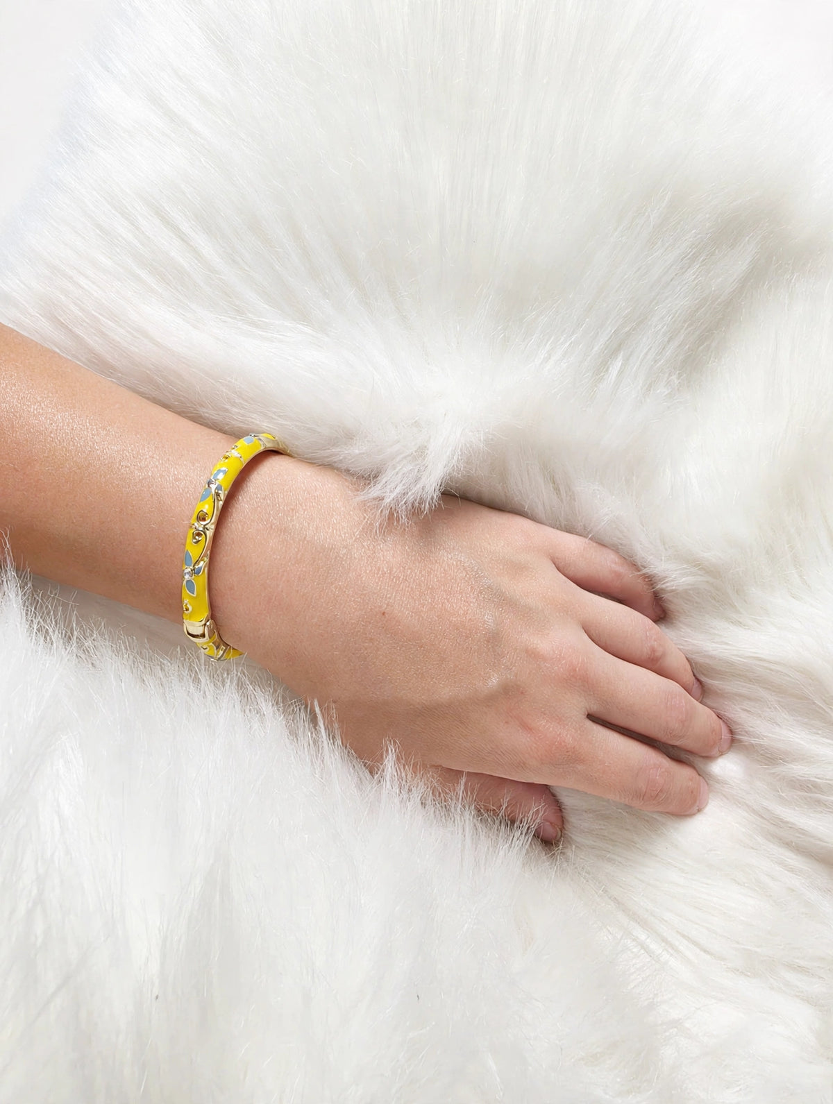 Bracelet Jonc laiton verni, Émail Fleuri — Jaune Soleil